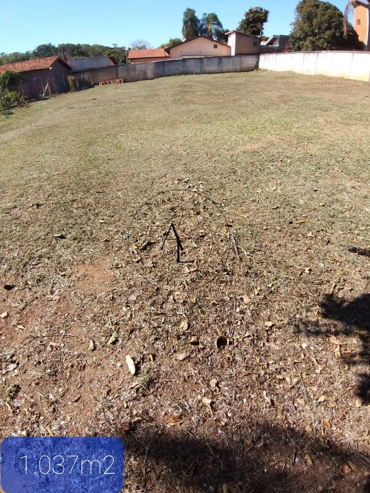 Terreno, 1037 m² - Foto 1