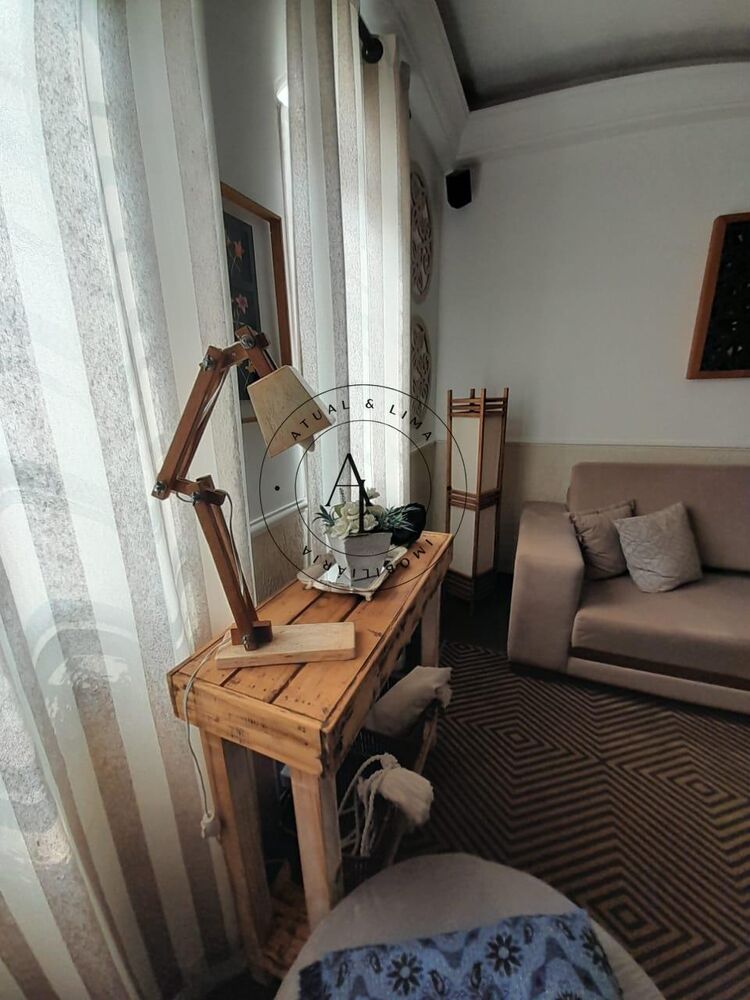 Casa à venda com 3 quartos, 174m² - Foto 1