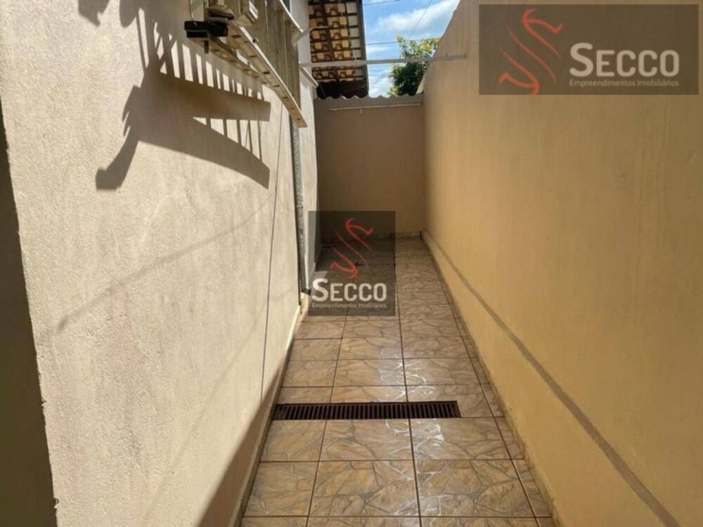 Chácara à venda com 3 quartos, 900m² - Foto 3