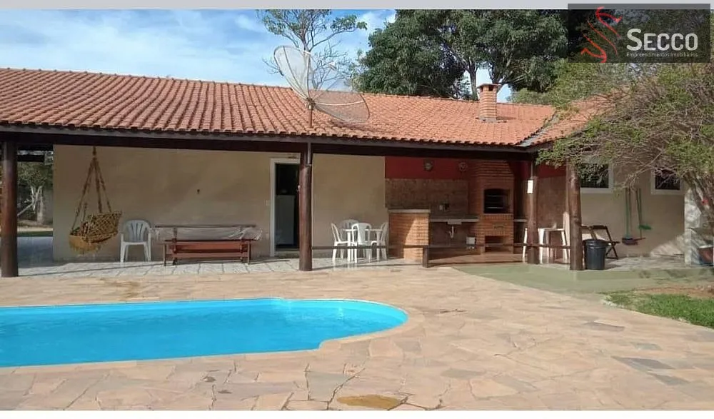 Chácara, 3 quartos, 200 m² - Foto 1