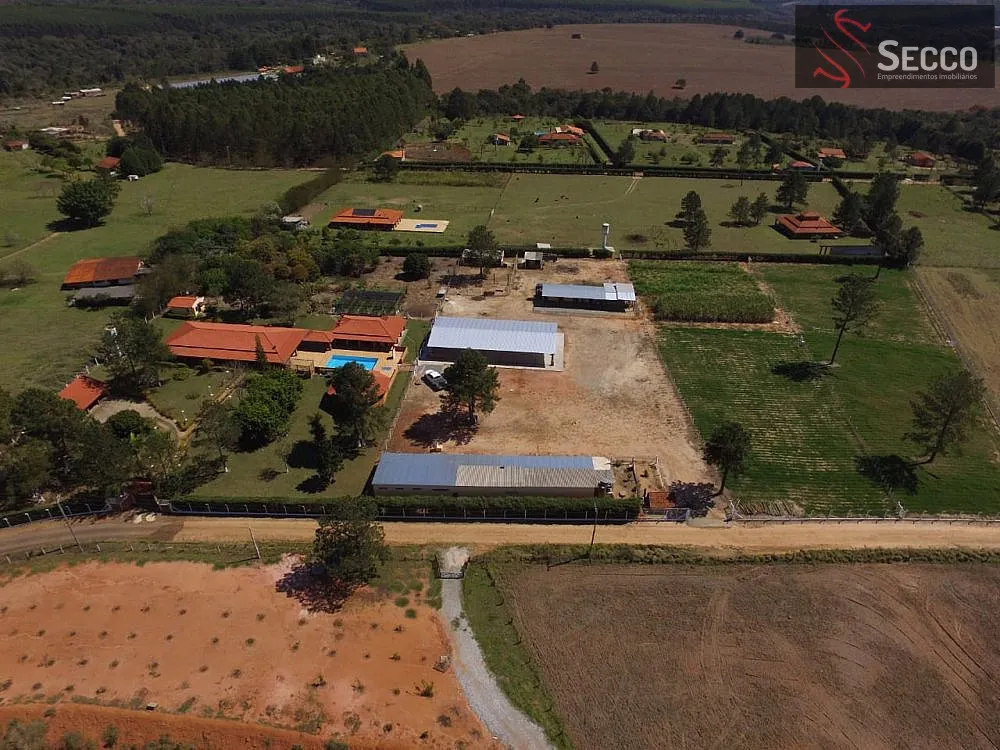 Chácara, 7 quartos, 200 m² - Foto 1