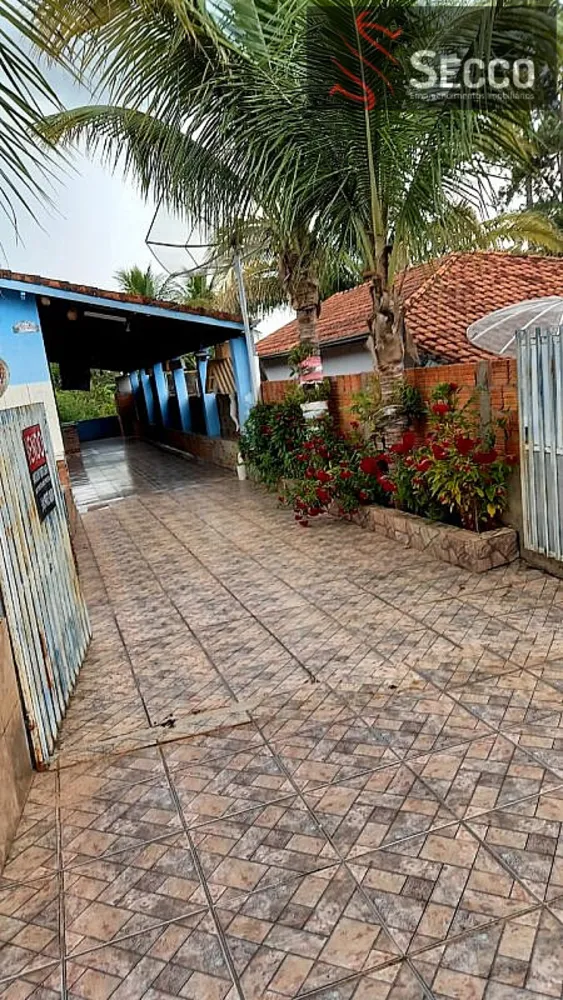 Chácara, 2 quartos, 189 m² - Foto 1