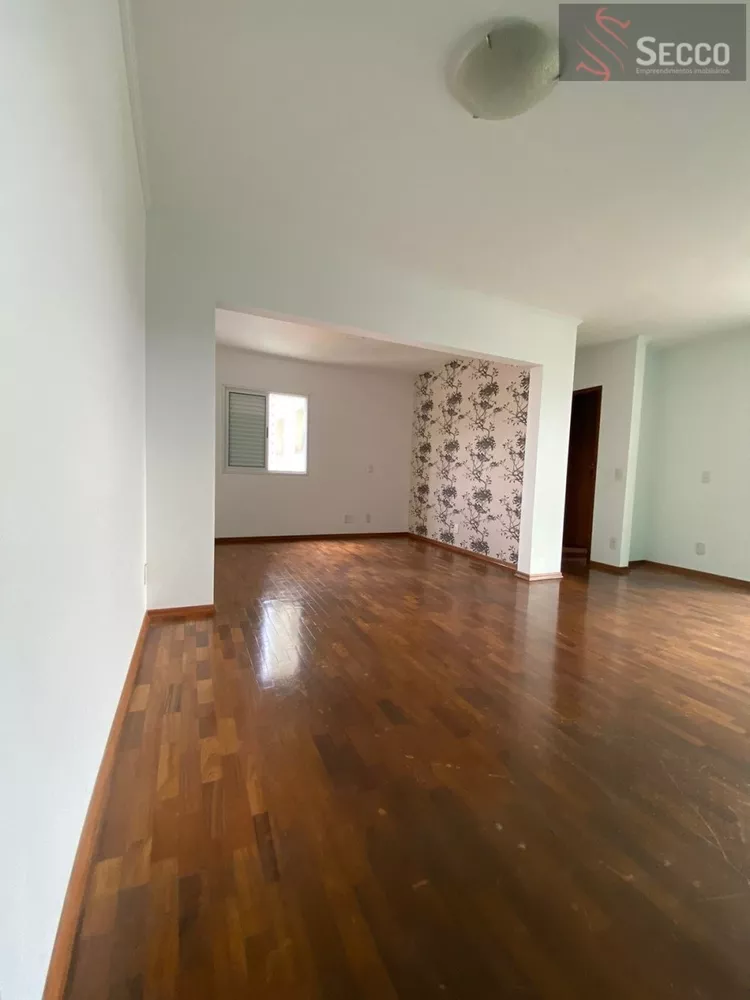 Apartamento à venda com 2 quartos, 1050m² - Foto 4