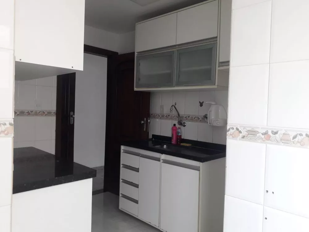 Apartamento à venda com 3 quartos, 77m² - Foto 9