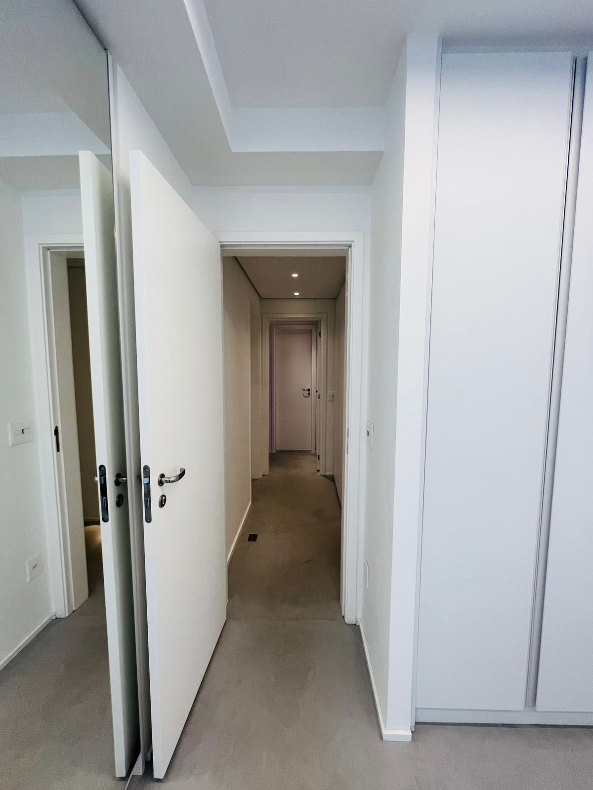 Apartamento à venda com 3 quartos, 241m² - Foto 36