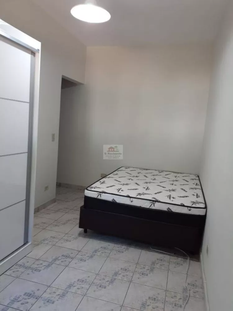 Apartamento à venda com 3 quartos, 150m² - Foto 4