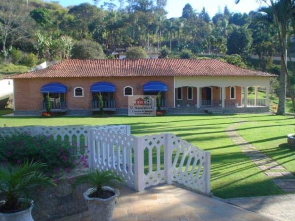 Sítio à venda com 7 quartos, 8051m² - Foto 1