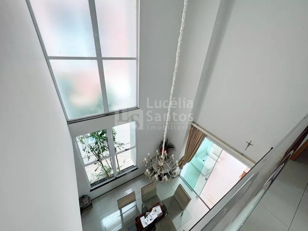 Casa à venda com 4 quartos, 180m² - Foto 4