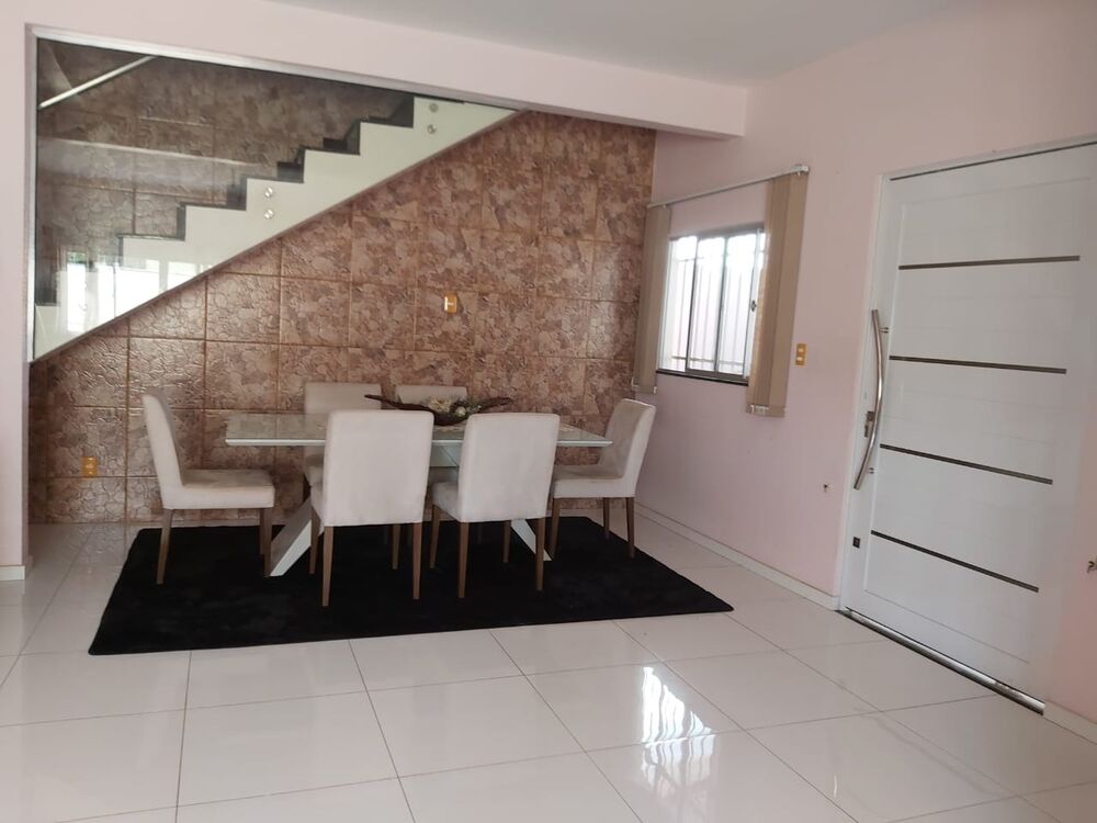 Casa, 5 quartos, 267 m² - Foto 1