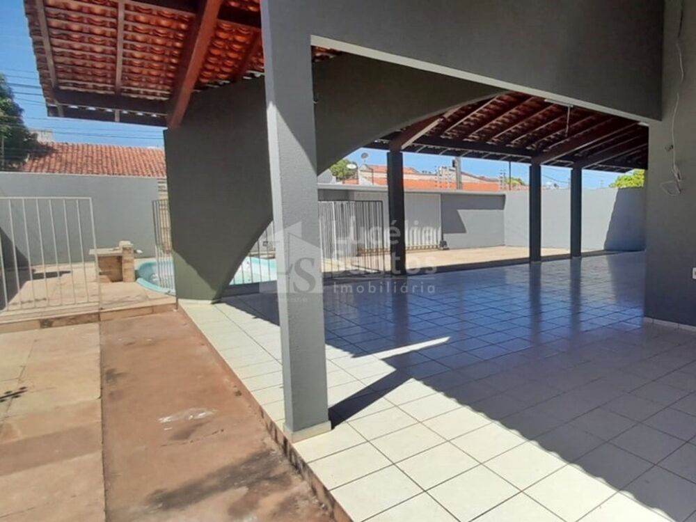 Casa, 3 quartos, 180 m² - Foto 3