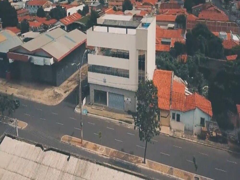 Loja-Salão, 300 m² - Foto 1