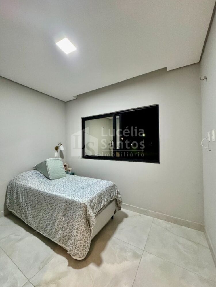 Casa, 4 quartos, 208 m² - Foto 3