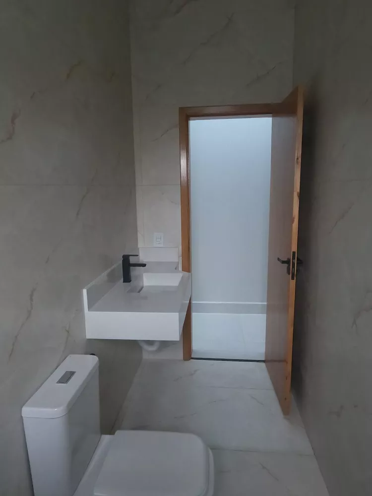 Casa, 3 quartos, 190 m² - Foto 2