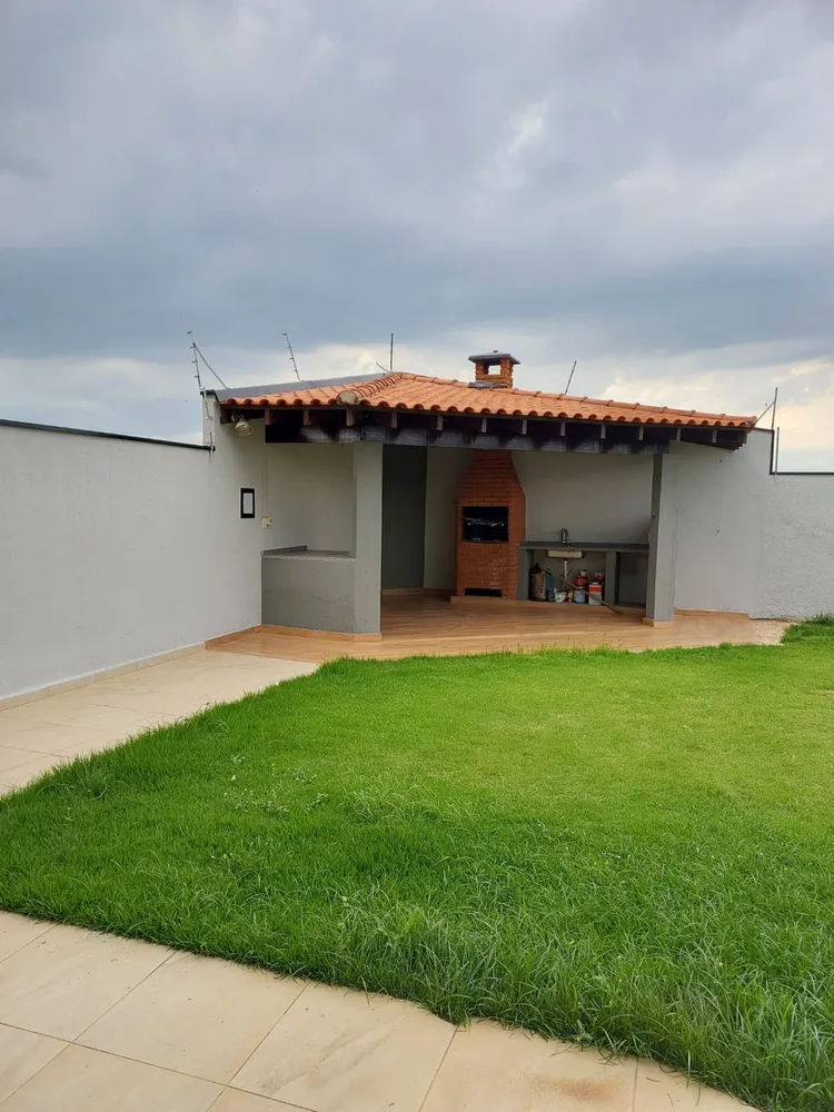Casa, 3 quartos, 200 m² - Foto 1