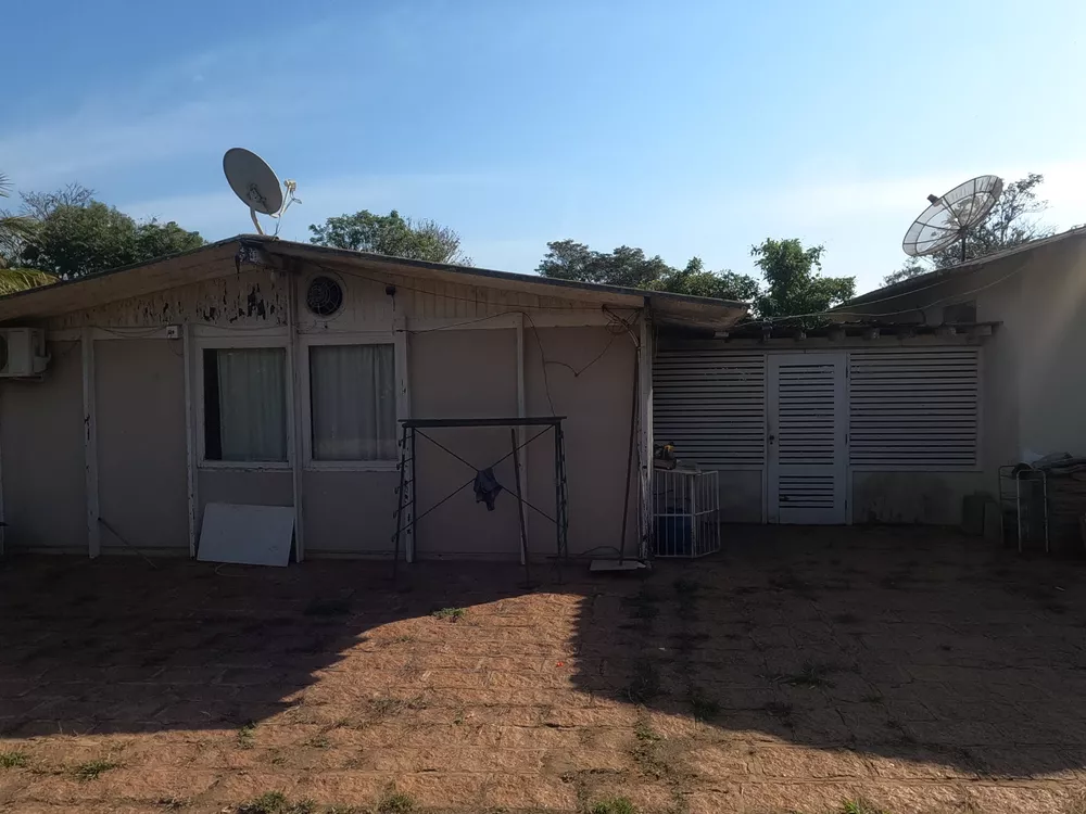 Casa de Condomínio à venda com 3 quartos, 300m² - Foto 2