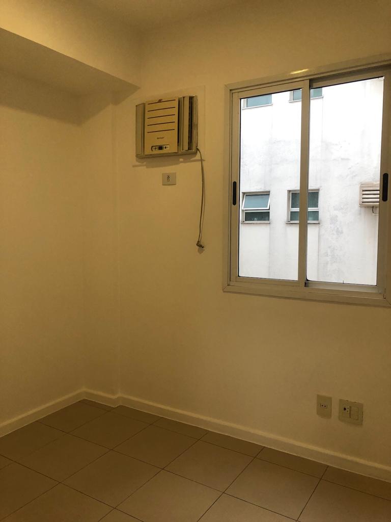 Apartamento à venda com 3 quartos, 95m² - Foto 11