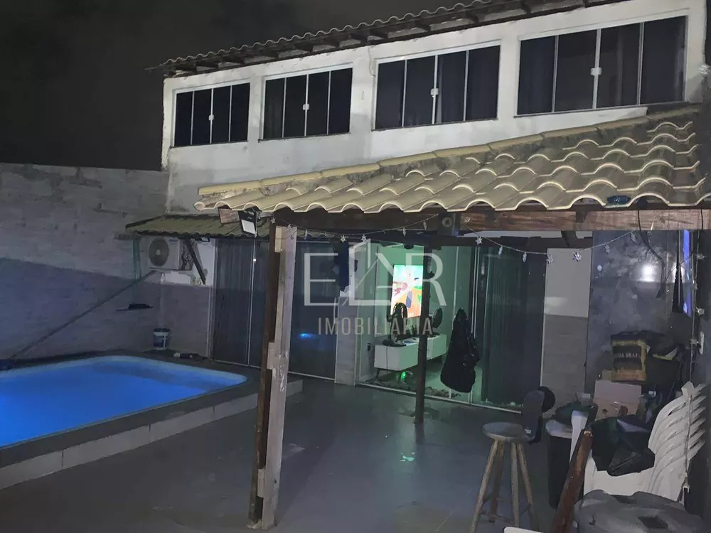 Casa, 4 quartos, 190 m² - Foto 1
