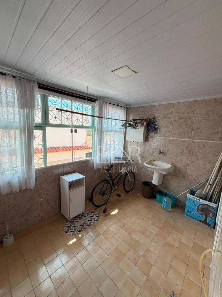 Casa, 6 quartos, 300 m² - Foto 9