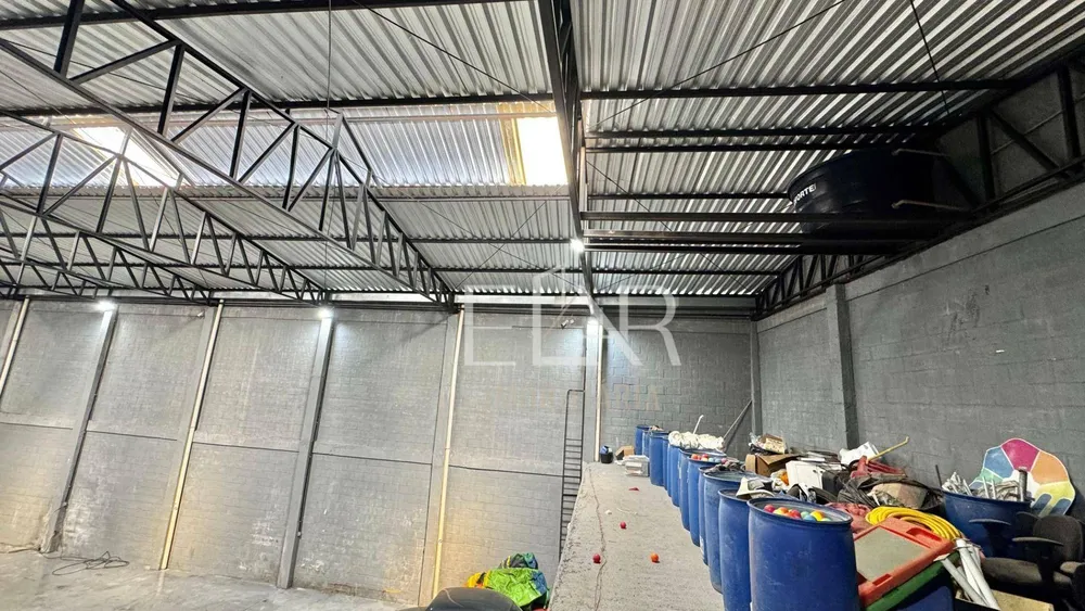 Depósito-Galpão, 555 m² - Foto 2