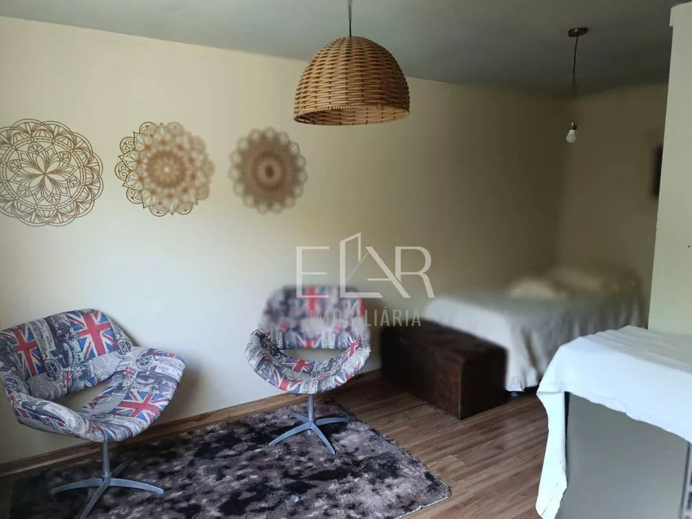 Casa, 4 quartos, 240 m² - Foto 10