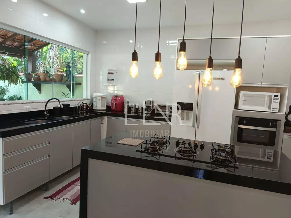 Casa, 4 quartos, 240 m² - Foto 36