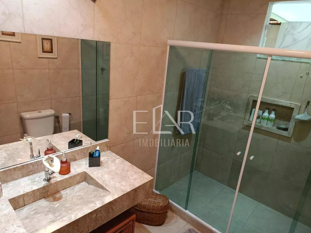 Casa, 4 quartos, 240 m² - Foto 11