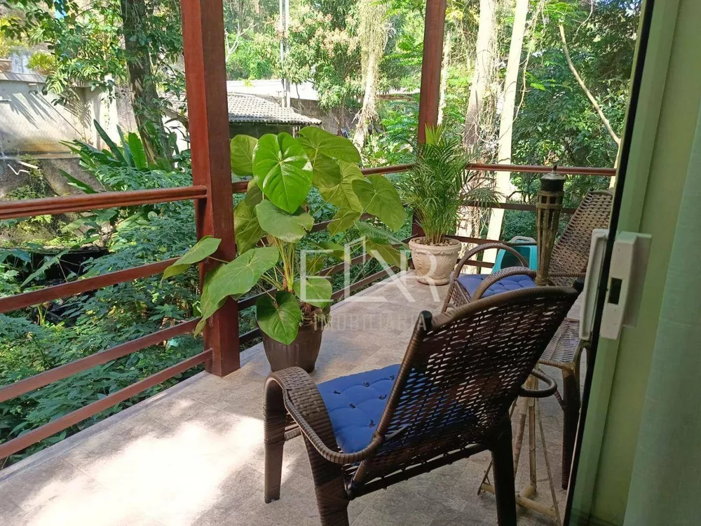 Casa, 4 quartos, 240 m² - Foto 33