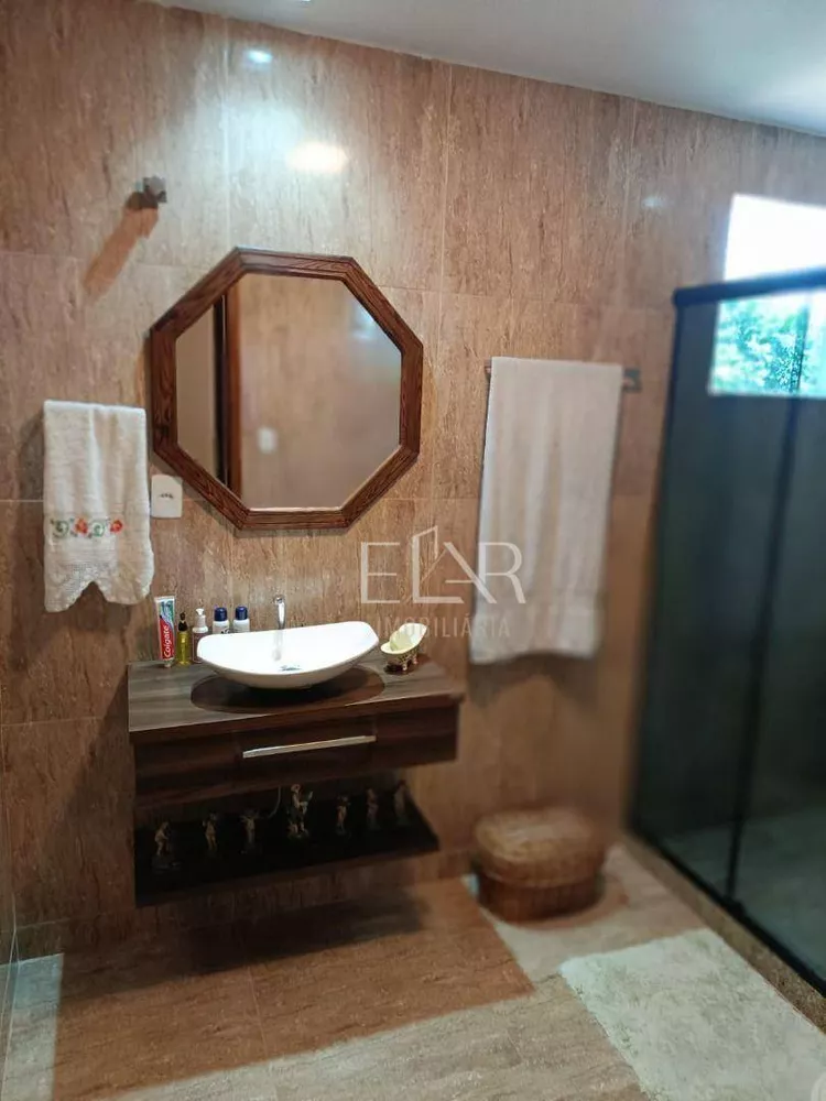 Casa, 4 quartos, 240 m² - Foto 4