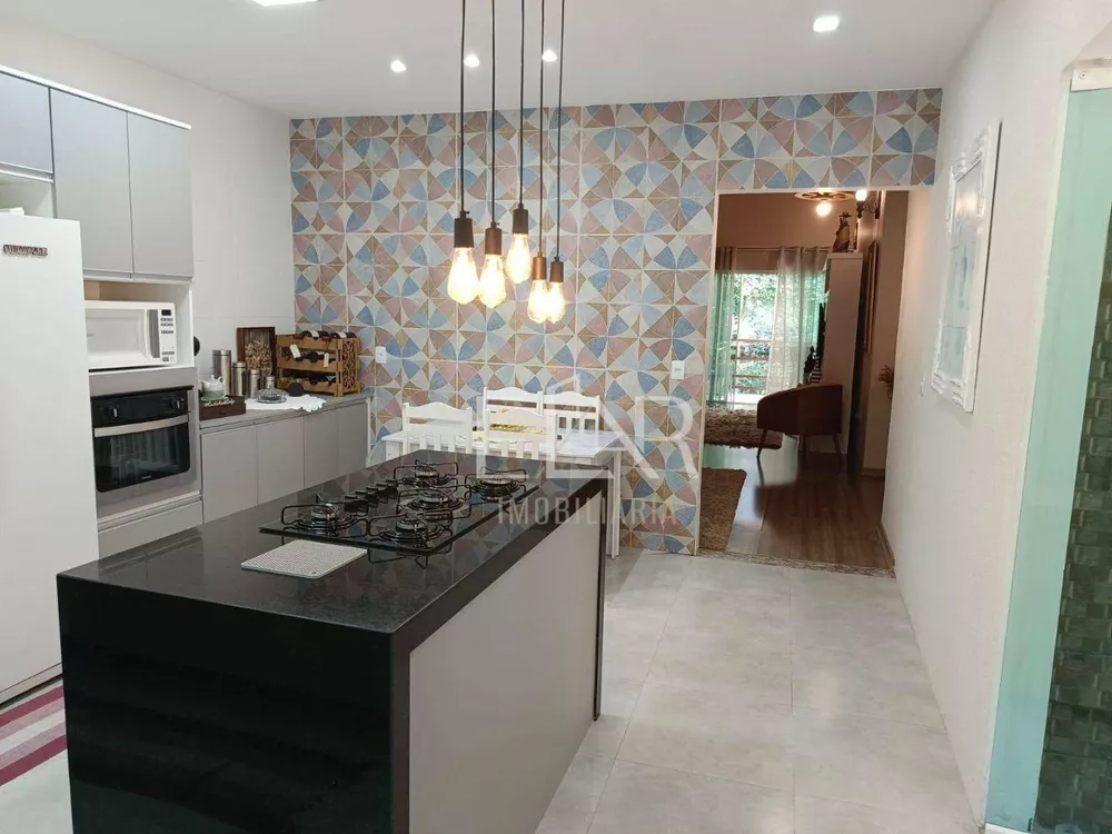 Casa, 4 quartos, 240 m² - Foto 42