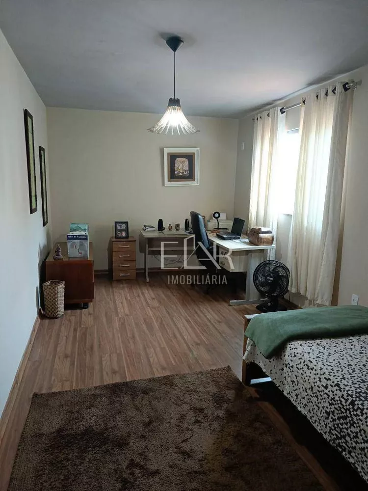 Casa, 4 quartos, 240 m² - Foto 8