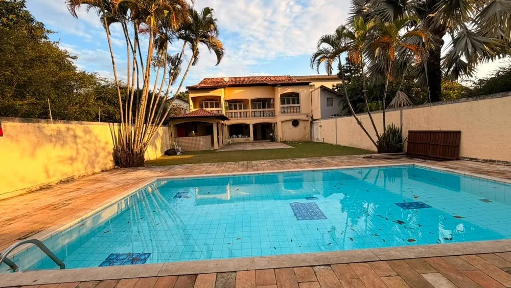 Casa, 7 quartos, 300 m² - Foto 1