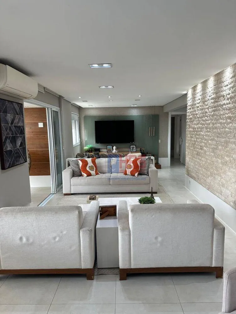 Apartamento, 3 quartos, 170 m² - Foto 1
