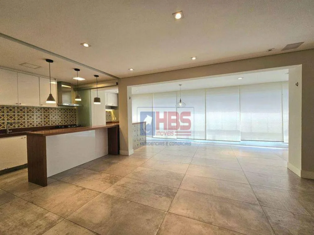 Apartamento, 3 quartos, 134 m² - Foto 1