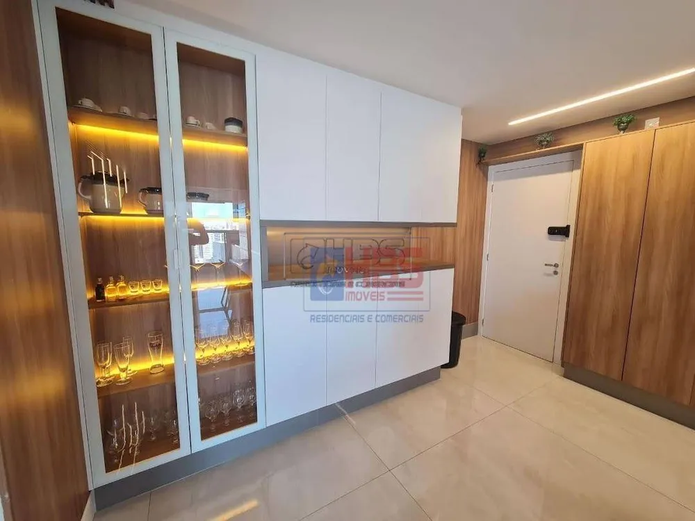 Apartamento, 3 quartos, 162 m² - Foto 1