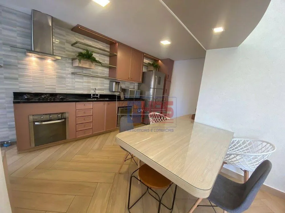 Apartamento, 3 quartos, 138 m² - Foto 2