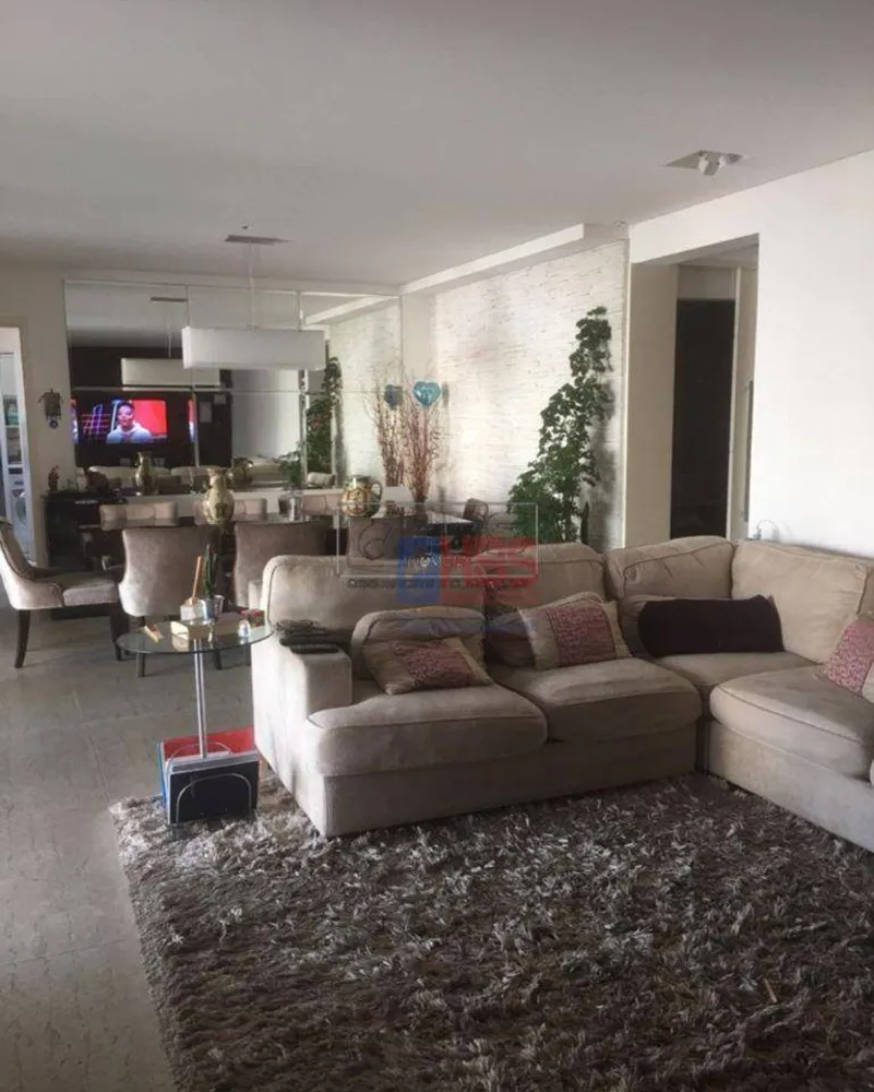 Apartamento, 3 quartos, 168 m² - Foto 1