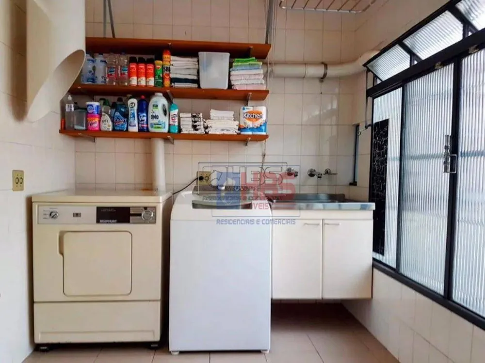 Casa, 3 quartos, 215 m² - Foto 2