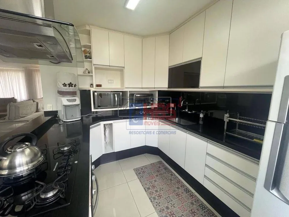 Apartamento, 3 quartos, 127 m² - Foto 2