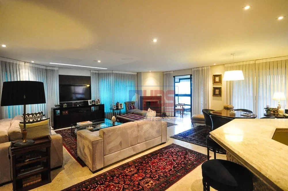 Apartamento, 4 quartos, 290 m² - Foto 1