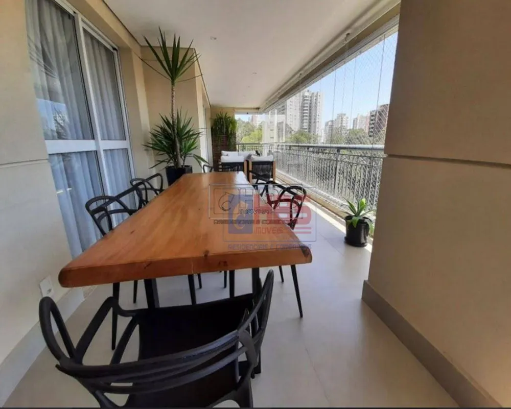 Apartamento, 3 quartos, 195 m² - Foto 2