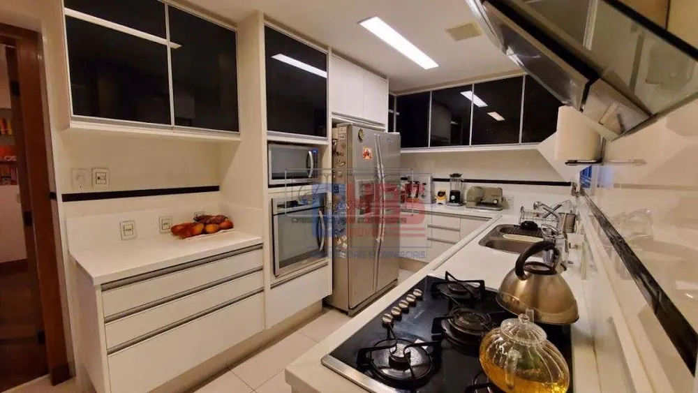 Apartamento, 4 quartos, 207 m² - Foto 2