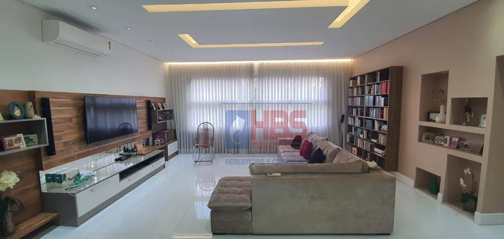 Apartamento, 4 quartos, 214 m² - Foto 1