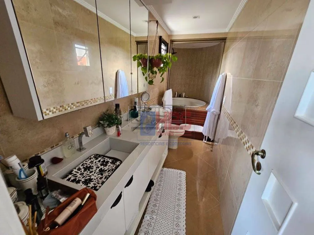 Apartamento, 4 quartos, 195 m² - Foto 4