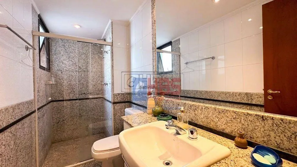 Apartamento, 3 quartos, 226 m² - Foto 1
