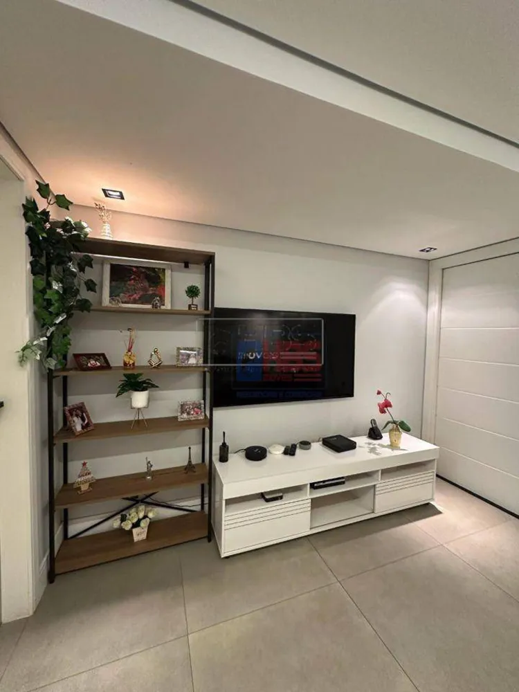 Casa, 3 quartos, 245 m² - Foto 11