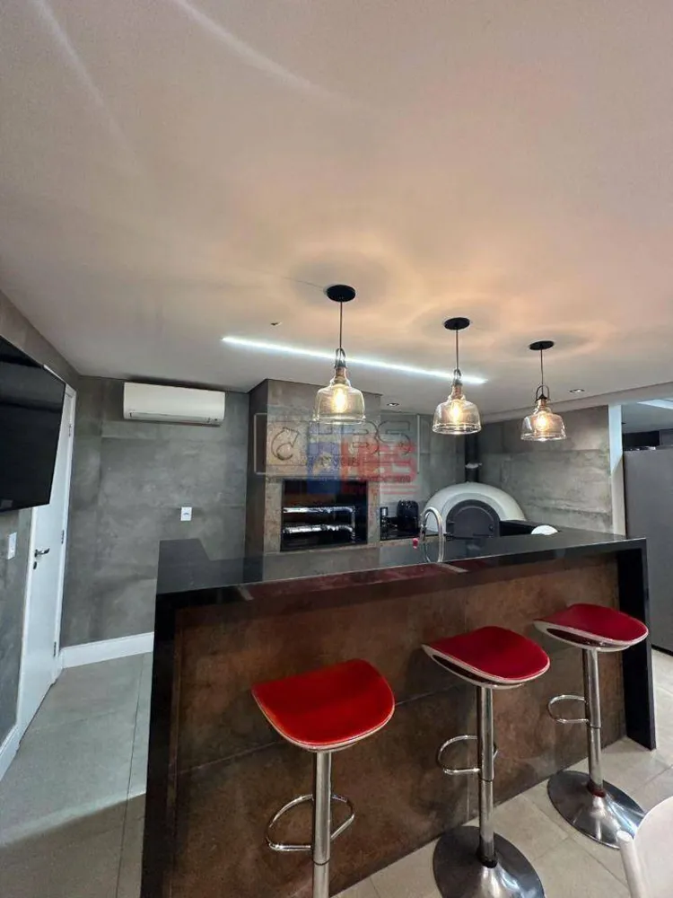 Casa, 3 quartos, 245 m² - Foto 1