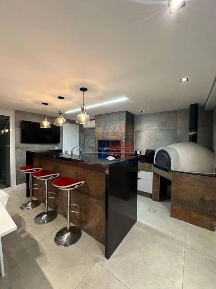 Casa, 3 quartos, 245 m² - Foto 2