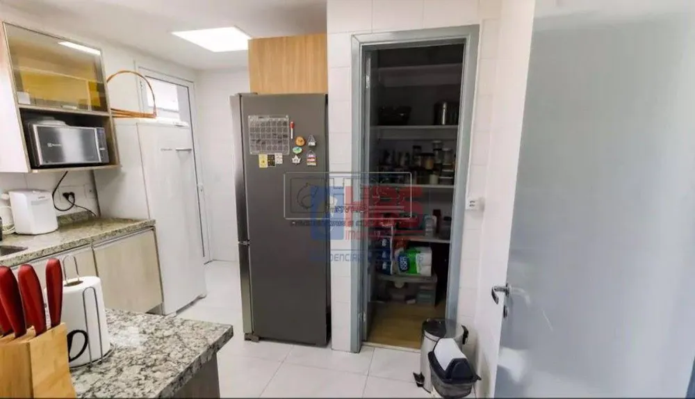 Apartamento, 3 quartos, 141 m² - Foto 1