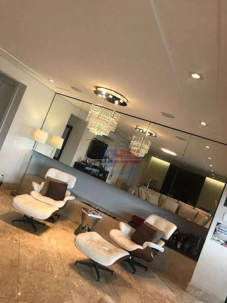 Apartamento, 3 quartos, 209 m² - Foto 1