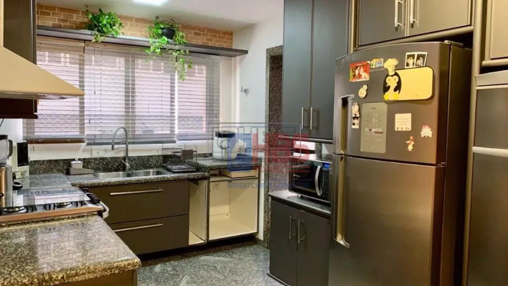 Apartamento, 3 quartos, 187 m² - Foto 2